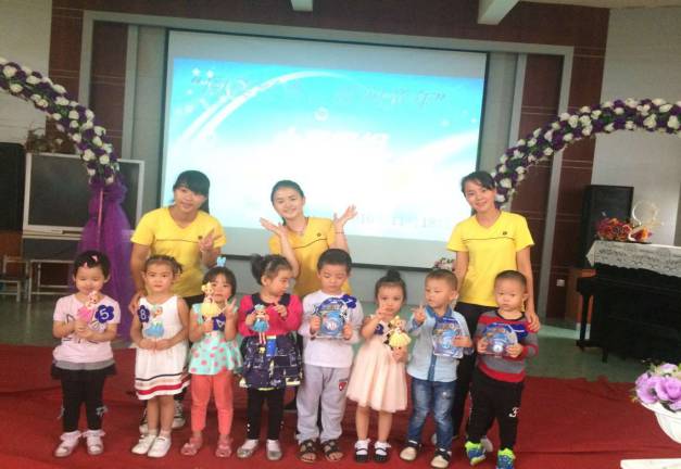 “閱讀經典，滋潤童年” 小班級組幼兒故事比賽