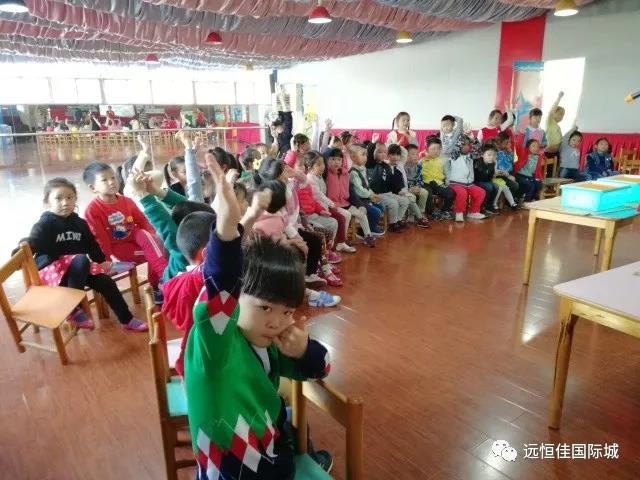 媽咪，這是我玩過最好玩的沙子……