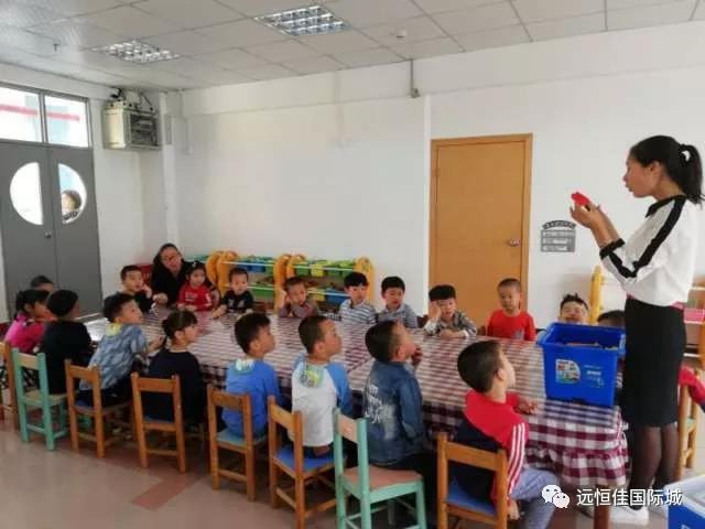 遠恒佳國際教育城專業師資入駐各幼兒園——樂高、沙畫興趣班正式開課啦！
